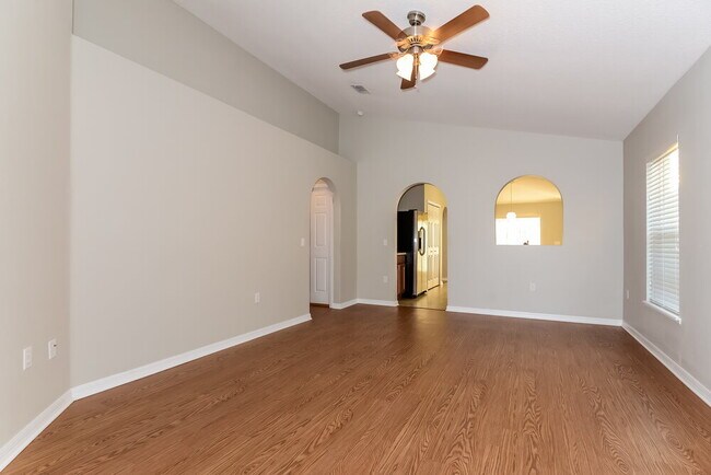 Foto del edificio - 17036 Lixberry Way