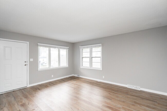 Foto del edificio - 3011 67th St