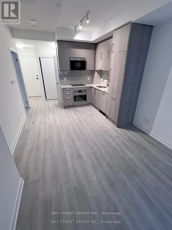 Photo du bâtiment - 8119-8119 Birchmount Rd