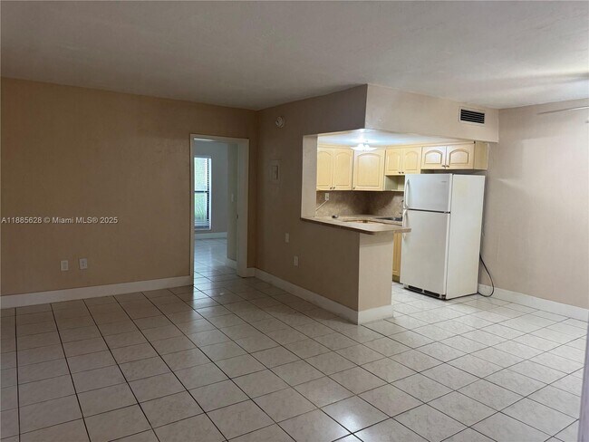 Foto del edificio - 1280 W 54th St