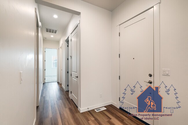 Foto del edificio - 8548 W Lilburn St