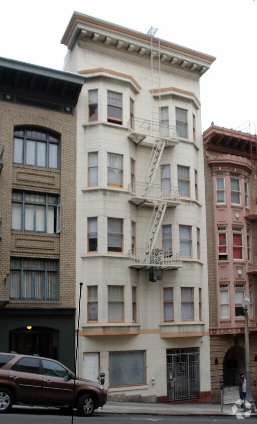 Building Photo - Bryson Apartments