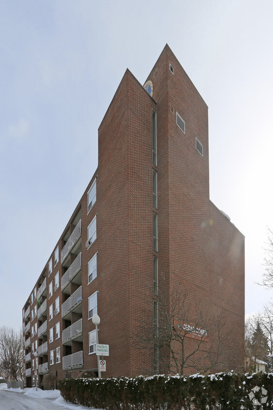 Photo du bâtiment - Cedar Court