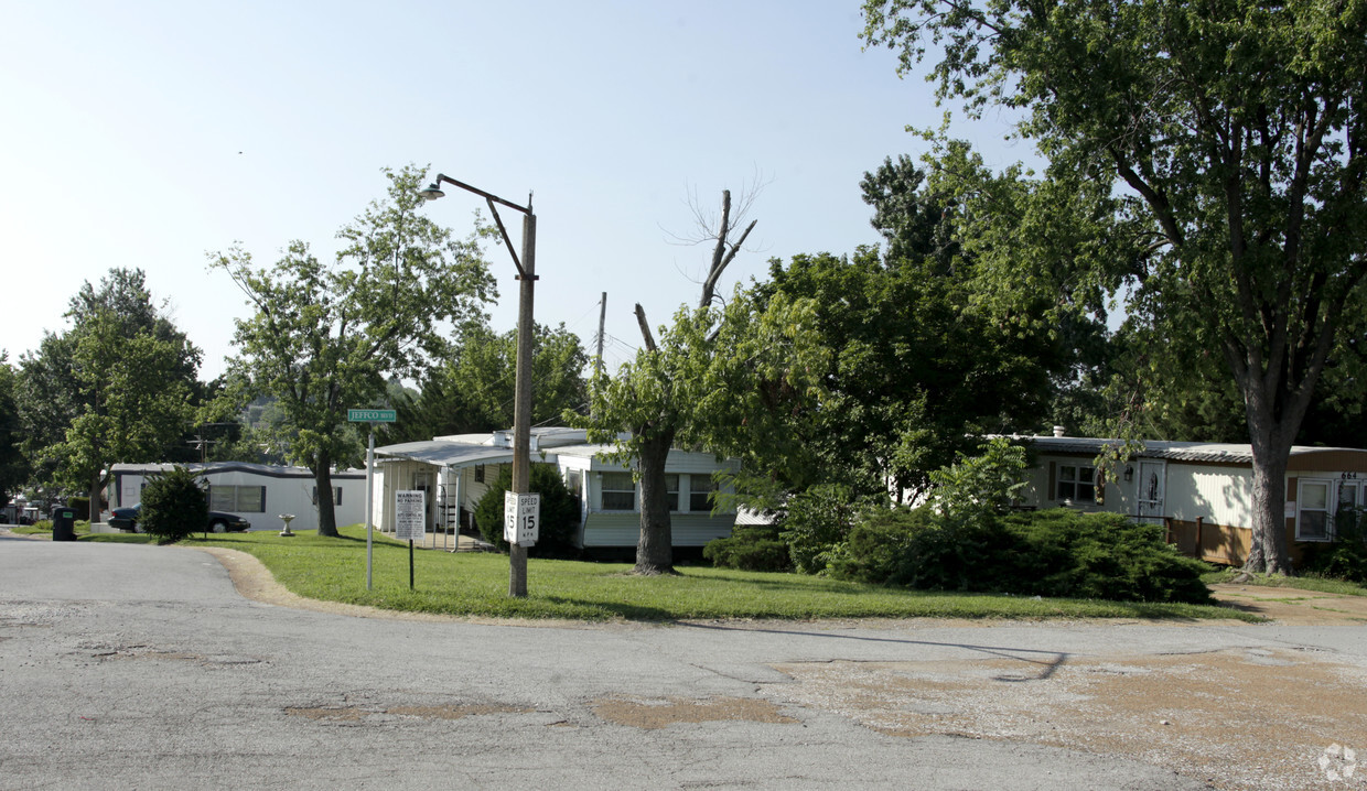 Foto del edificio - The Coach Mobile Home Park