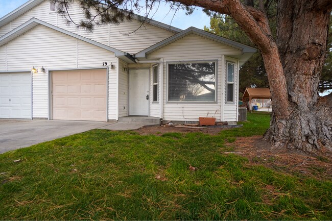 Foto del edificio - 79 E 2nd St N