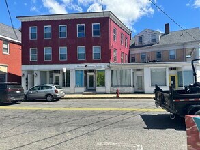 Building Photo - 7 N Main St