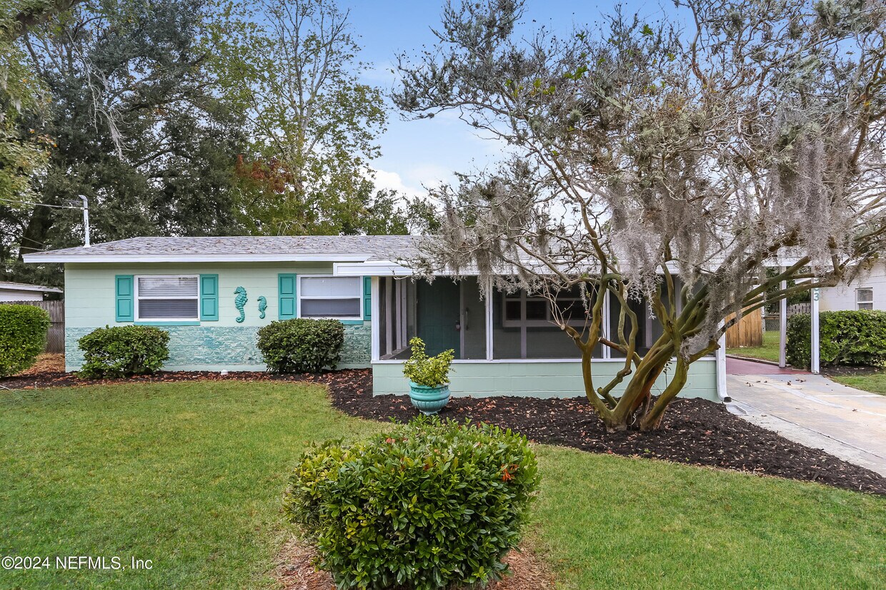 Primary Photo - 303 Renne Dr N