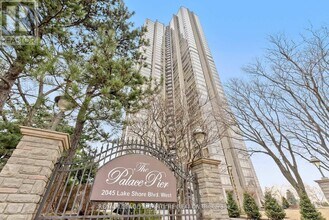 Building Photo - 2045 Lake Shore Blvd W