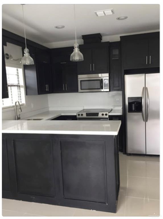 Foto del edificio - 1219 White Oak Dr