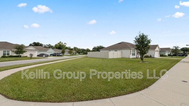 Foto del edificio - 4762 Drake Ave