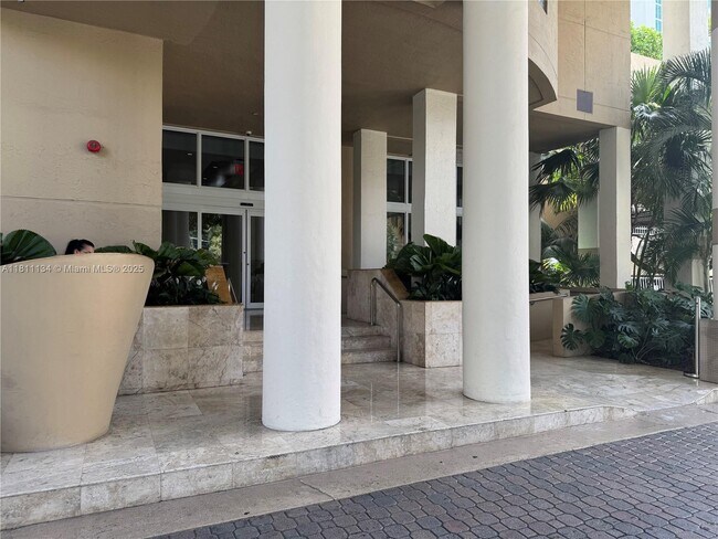 Foto del edificio - 770 Claughton Island Dr