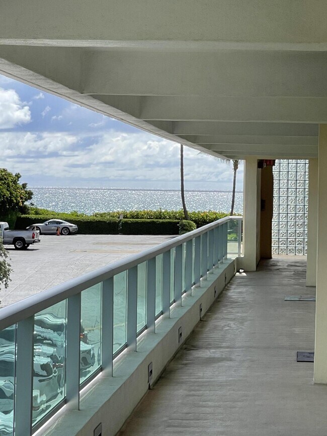 Building Photo - 2730 S Ocean Blvd