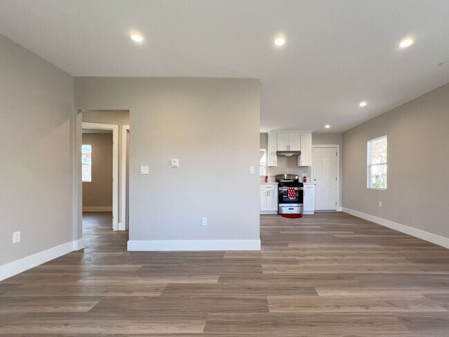 Foto del edificio - LN4541 W 161st St