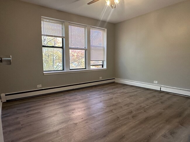 Building Photo - 52 N Parkside Ave