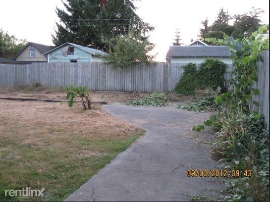 Primary Photo - 2 br, 1 bath House - 1715 Beach st