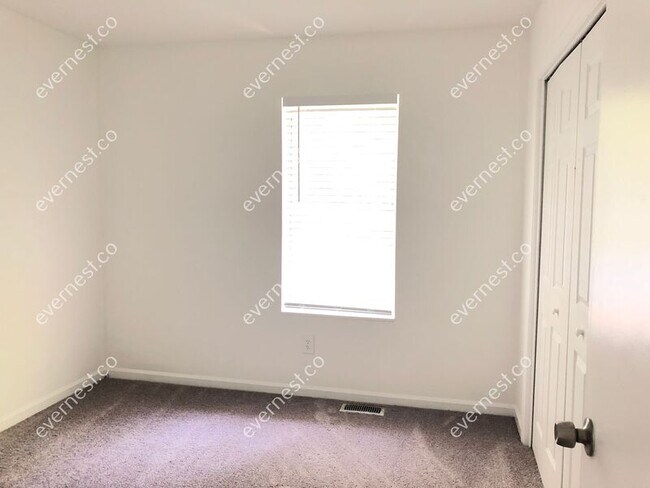 Building Photo - 8558 Westchester Dr