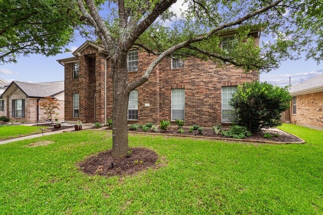 Building Photo - Stunning 4-Bedroom Home in Windermer of Pf...