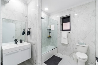 Bathroom - 80 Romaine Ave