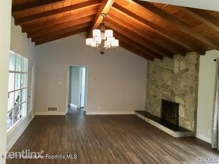 Foto del edificio - 5040 Gould Ave