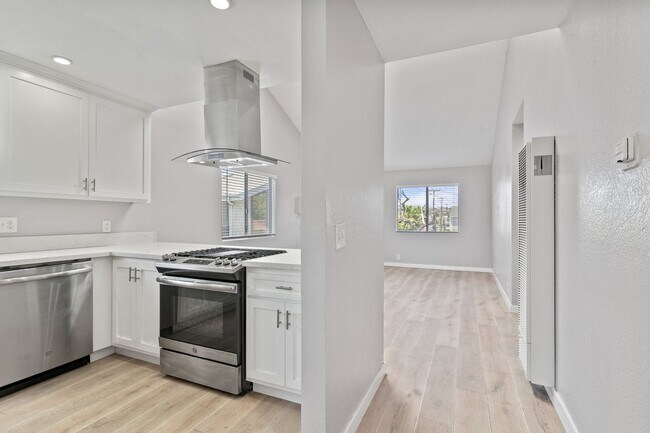 Foto del edificio - 1075 Gladys Avenue