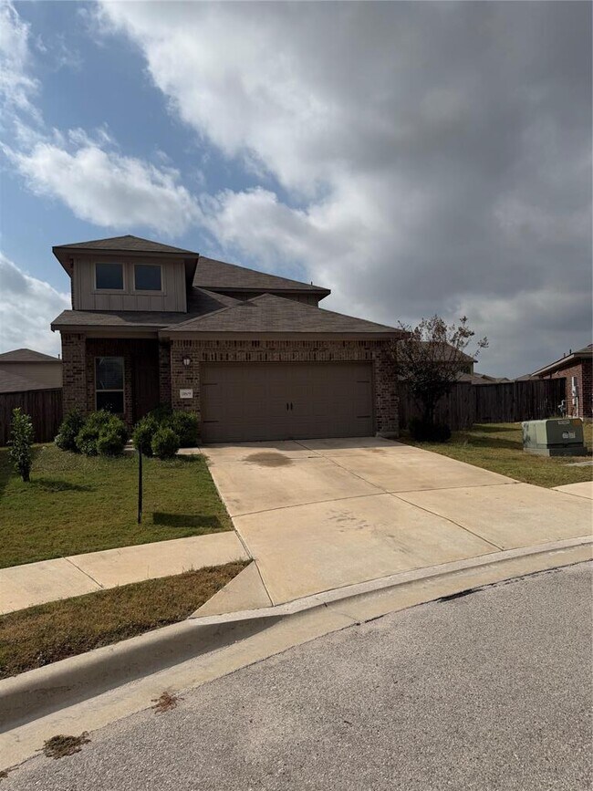 Foto del edificio - 11809 Sandy Lodge Ct