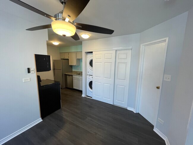 Foto del edificio - 1426 E Wyndham Cir