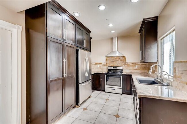 Foto del edificio - 1255 Black Canyon Rd