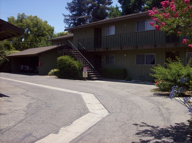 Building Photo - 300 N Westfield St