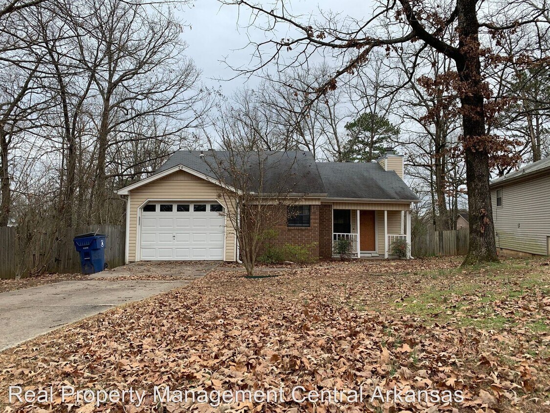 24 Oak Ridge Dr, Maumelle, AR 72113 House Rental in Maumelle, AR