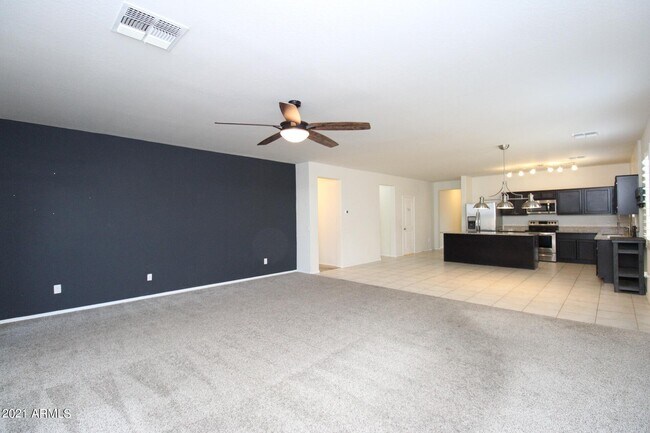 Foto del edificio - 5080 E Smokey Quartz Rd