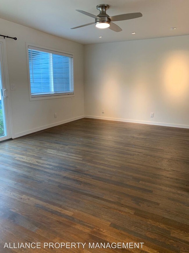 Foto del edificio - 4 br, 3 bath House - 2707 Midway Drive
