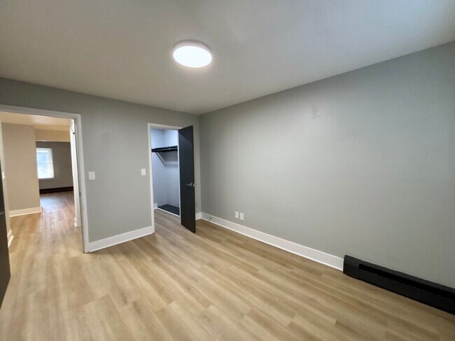 Foto del edificio - Harrison Beach Apartments