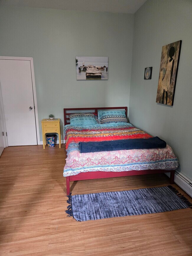 Foto del edificio - 239 Fulton Ave