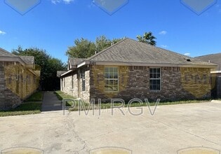 Building Photo - 3113 Carson St