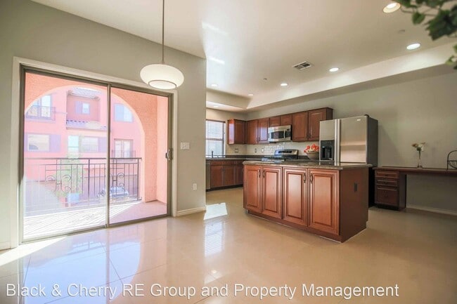 Building Photo - 3 br, 3.5 bath House - 1053 Via Prato Lane