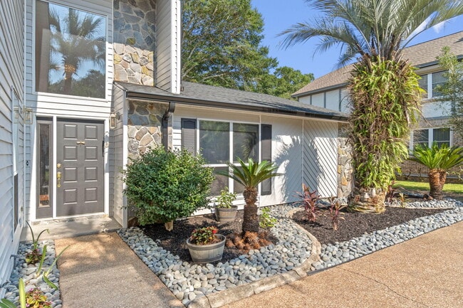 Building Photo - 101 Hands Cove Ln