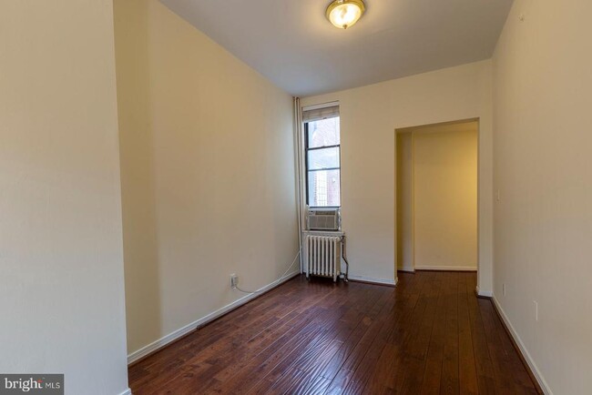 Foto del edificio - 626 S 19th St
