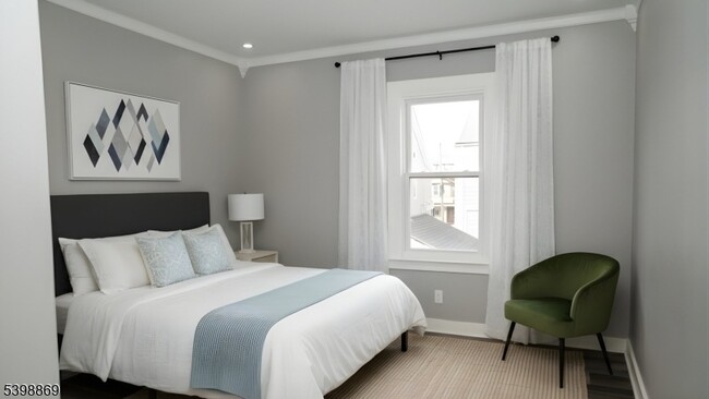 Building Photo - 65 Poe Ave