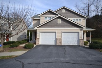 Building Photo - 39B Jacobs Way Dr