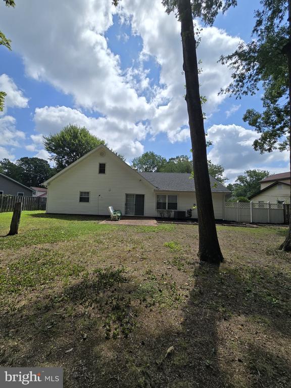 Foto principal - 1136 Hamlin Rd