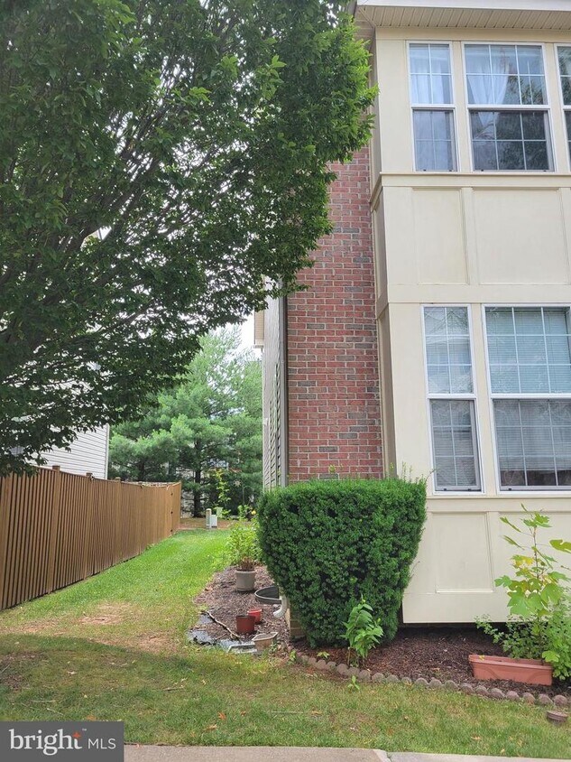 Primary Photo - 11712 Gunners Dr