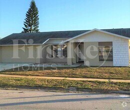 Building Photo - 6646 Albemarle Pkwy