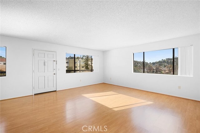 Foto del edificio - 1004 E Garfield Ave