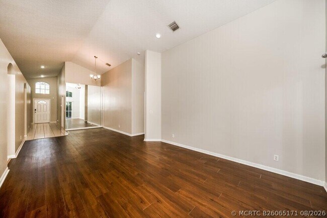 Foto del edificio - 23410 Serene Meadow Dr S