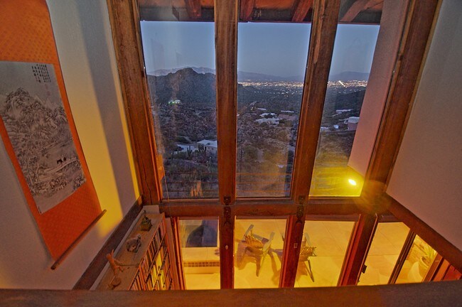 Building Photo - 6476 W Lost Canyon Dr