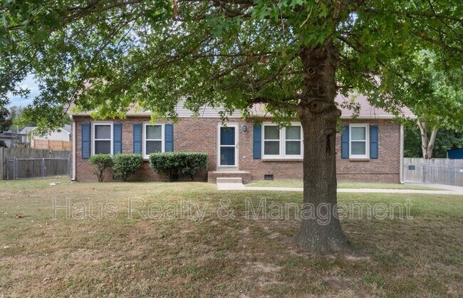 Building Photo - 334 Kelsey Dr