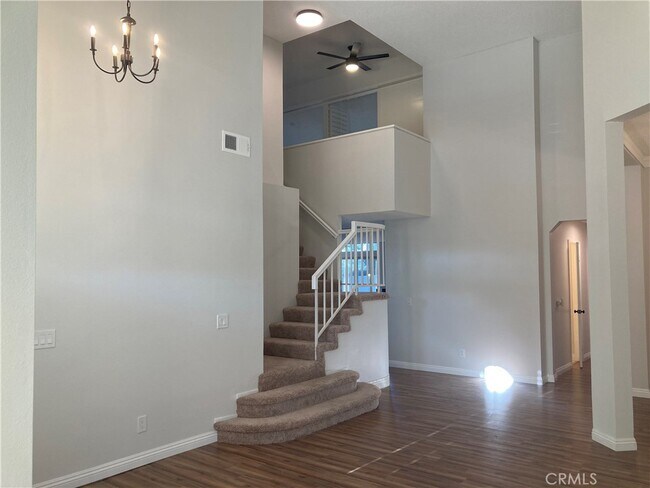 Foto del edificio - 1168 S Bay Hill Rd