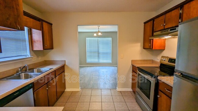 Building Photo - 180 Wayfair Ln