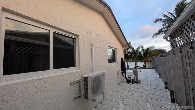 Foto del edificio - 11640 NW 32nd Manor