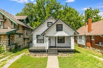 Building Photo - 3542 College Ave